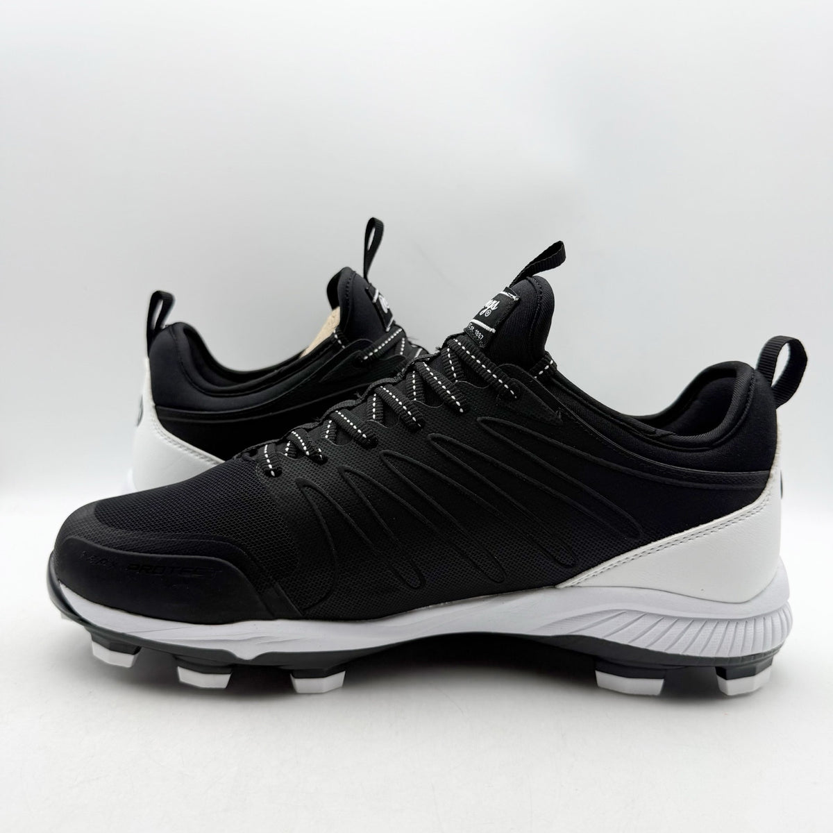Rawlings Mens Roster 174931 Baseball Cleats Size 8 Black White NWOB