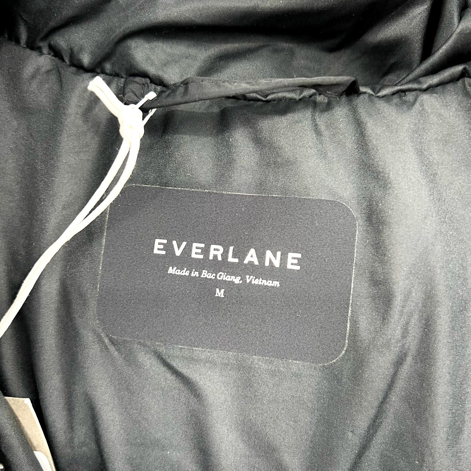 EVERLANE Women's Duvet Puffer Down Coat Medium Black Belted Hooded NWT