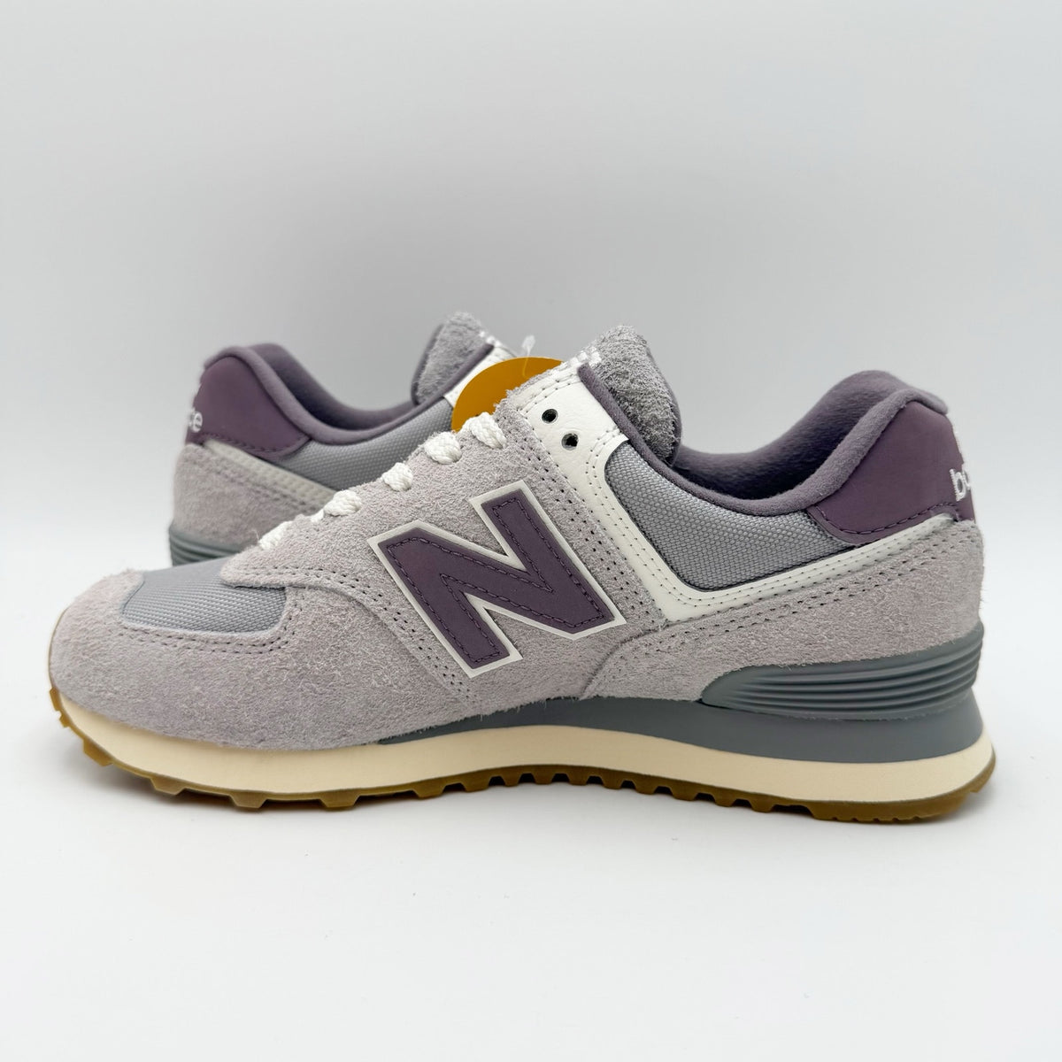 New Balance Womens 574V2 Casual Sneakers 7.5 WIDE Purple Grey Cordura NWT