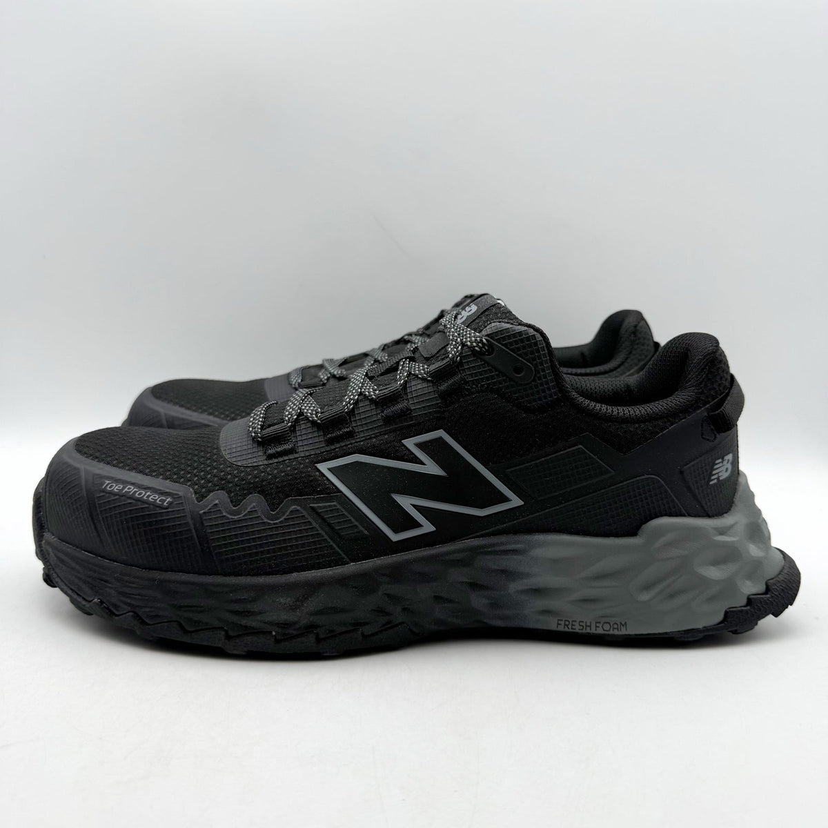 New Balance Womens Cremorne Fresh Foam Work Sneakers US 6.5 WIDE Black CT SR NIB