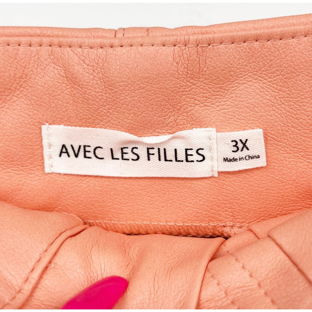 AVEC LES FILLES Women's Pleated Faux Leather Shorts 3X Peach Lined NWT