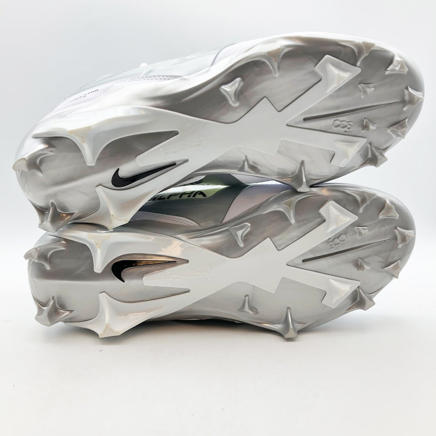 Nike Mens Alpha Menace 4 Pro Molded Football Cleats Size 10 White Black NWOB