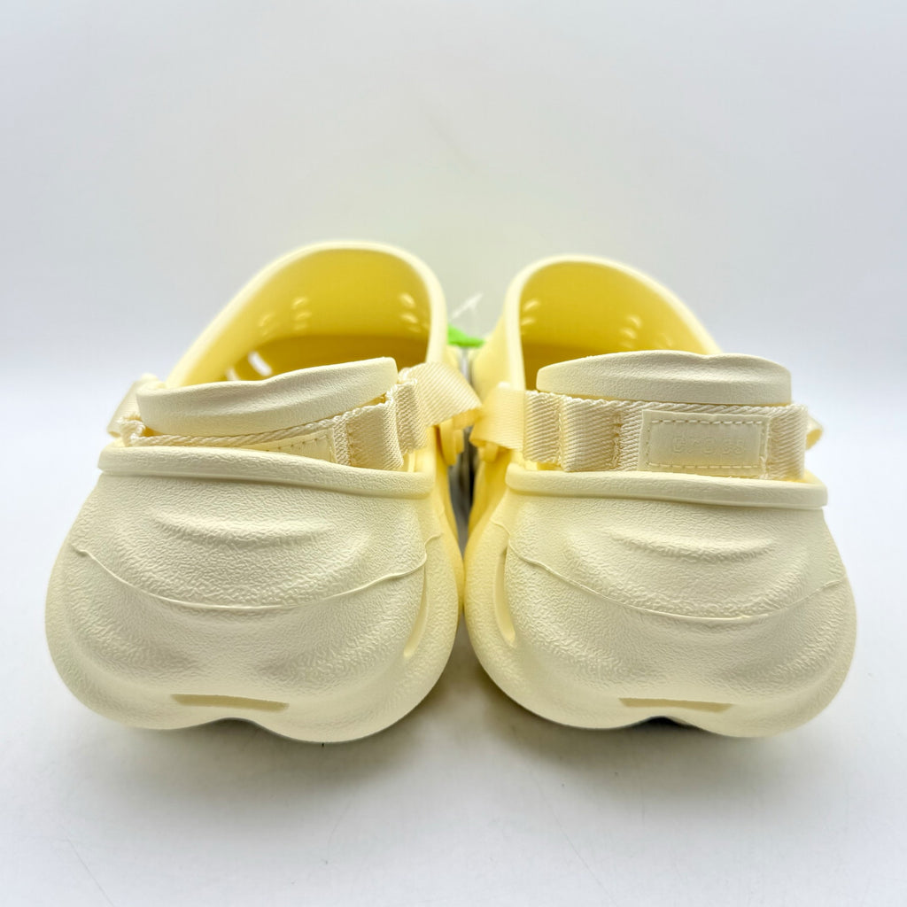 Crocs Unisex Echo Clogs Mens 10 Womens 11 EU 45.5 Cream NWOB