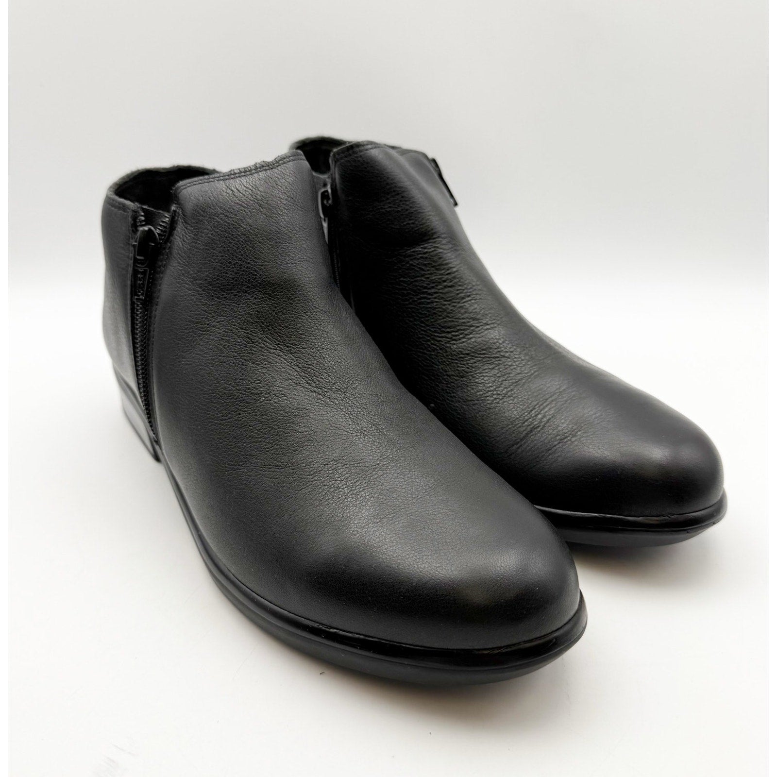 Naot Womens Helm Ankle Boots EU 41 US 10 Black Water-Resistant Leather NIB