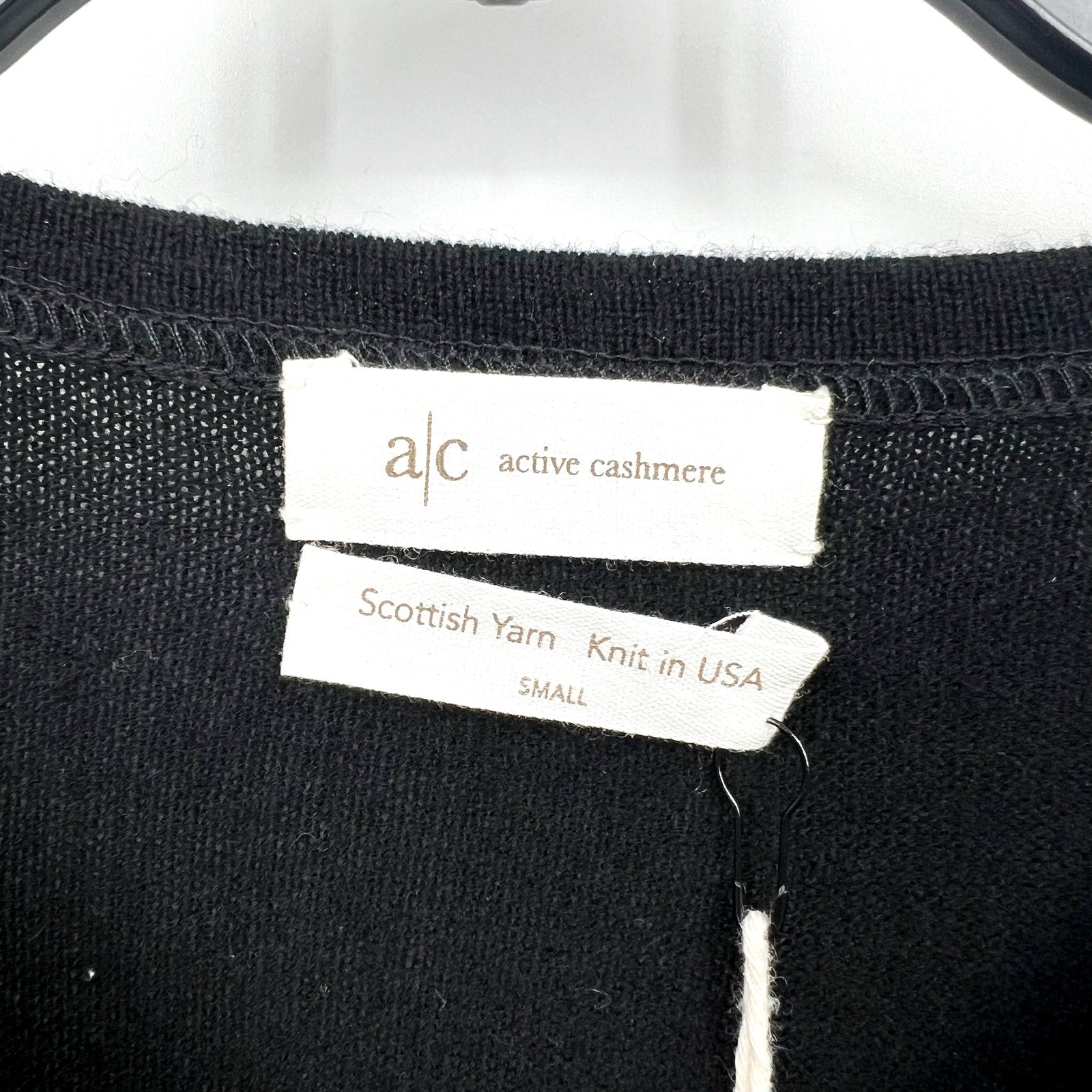 ACTIVE CASHMERE Crewneck Sweater Sweatshirt Small Black Cashmere Scottish NWT