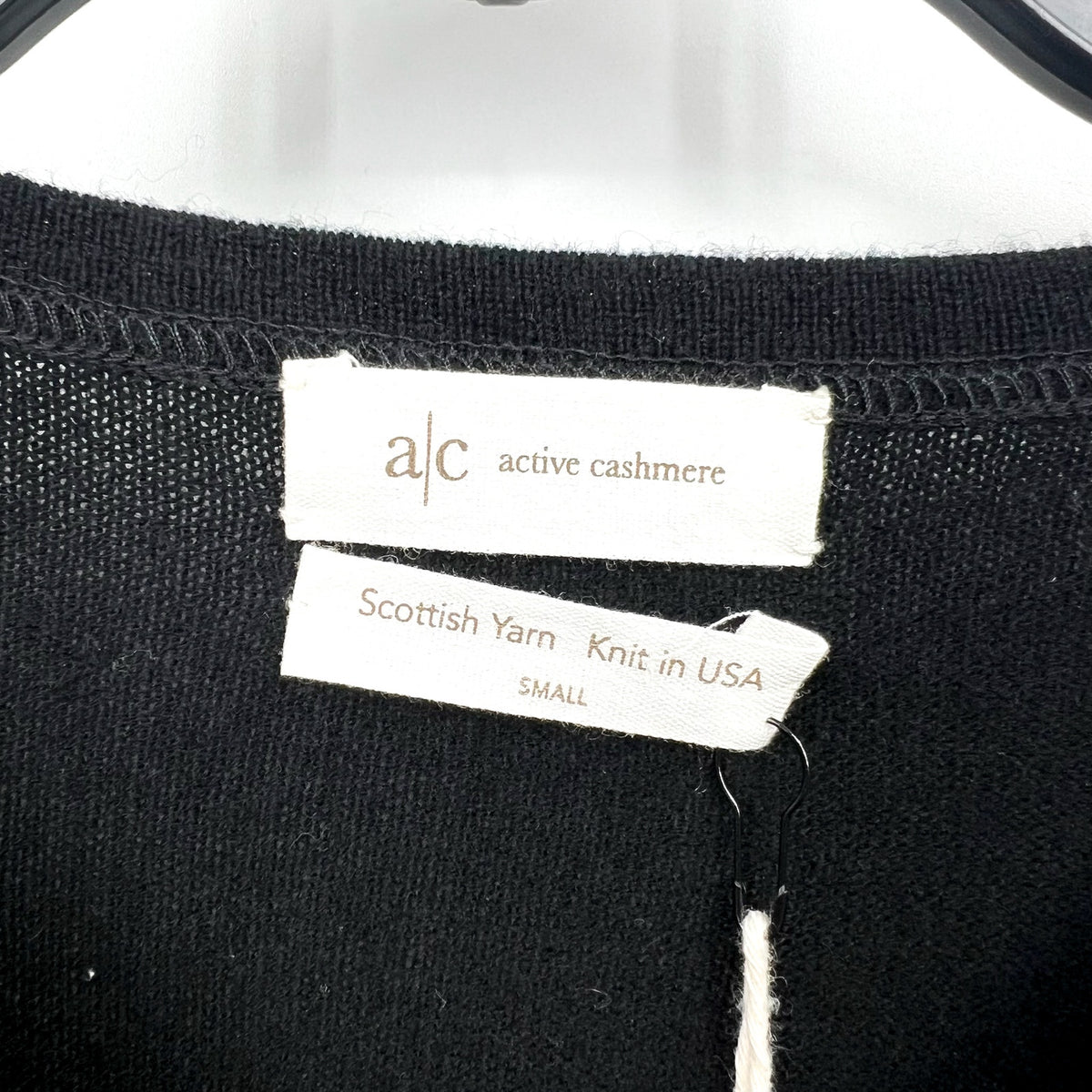 ACTIVE CASHMERE Crewneck Sweater Sweatshirt Small Black Cashmere Scottish NWT