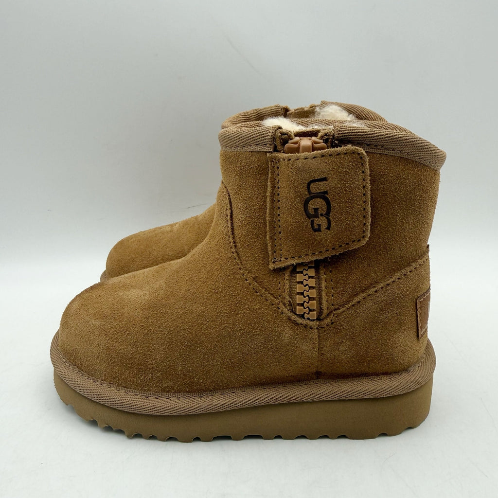 UGG Little Kids Adri Classic Mini Boots Size 8 EU 25 Brown Chestnut Suede NIB
