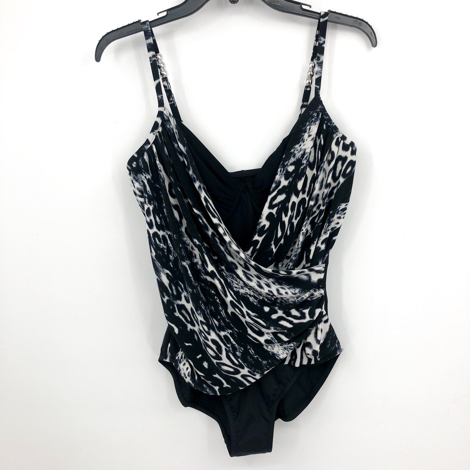 MAGICSUIT Women's Louise One-Piece Swimsuit Size 12 Black White Skin Deep NWT