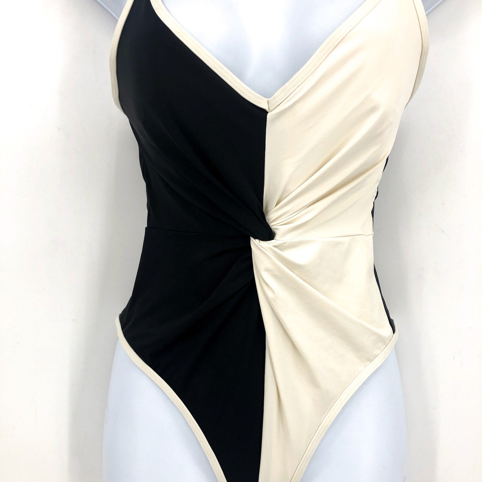 L*SPACE Women's Devi Classic One Piece Swimsuit Small Black Cream Colorblock NWT