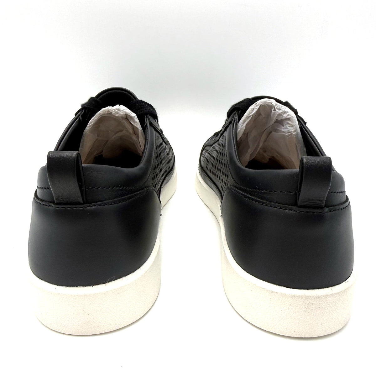Vionic Womens Winny Perf Perforated Casual Sneakers Size 7.5 Black Leather NIB
