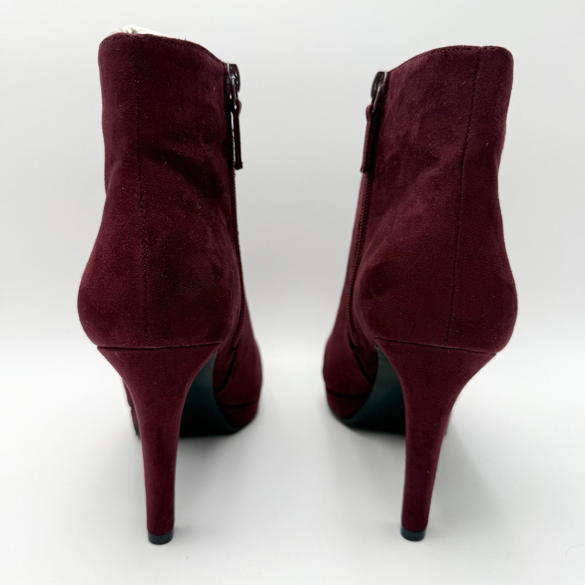 Violet & Red Womens Shelby Platform Ankle Booties US 6 M Maroon Red Suede NWOB