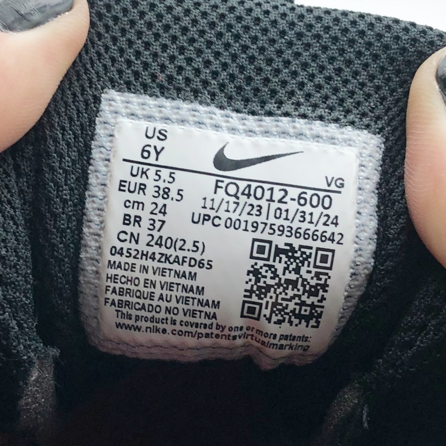 Nike Kids Alpha Menace 4 Shark Football Cleats Size 6 Red White NWOB