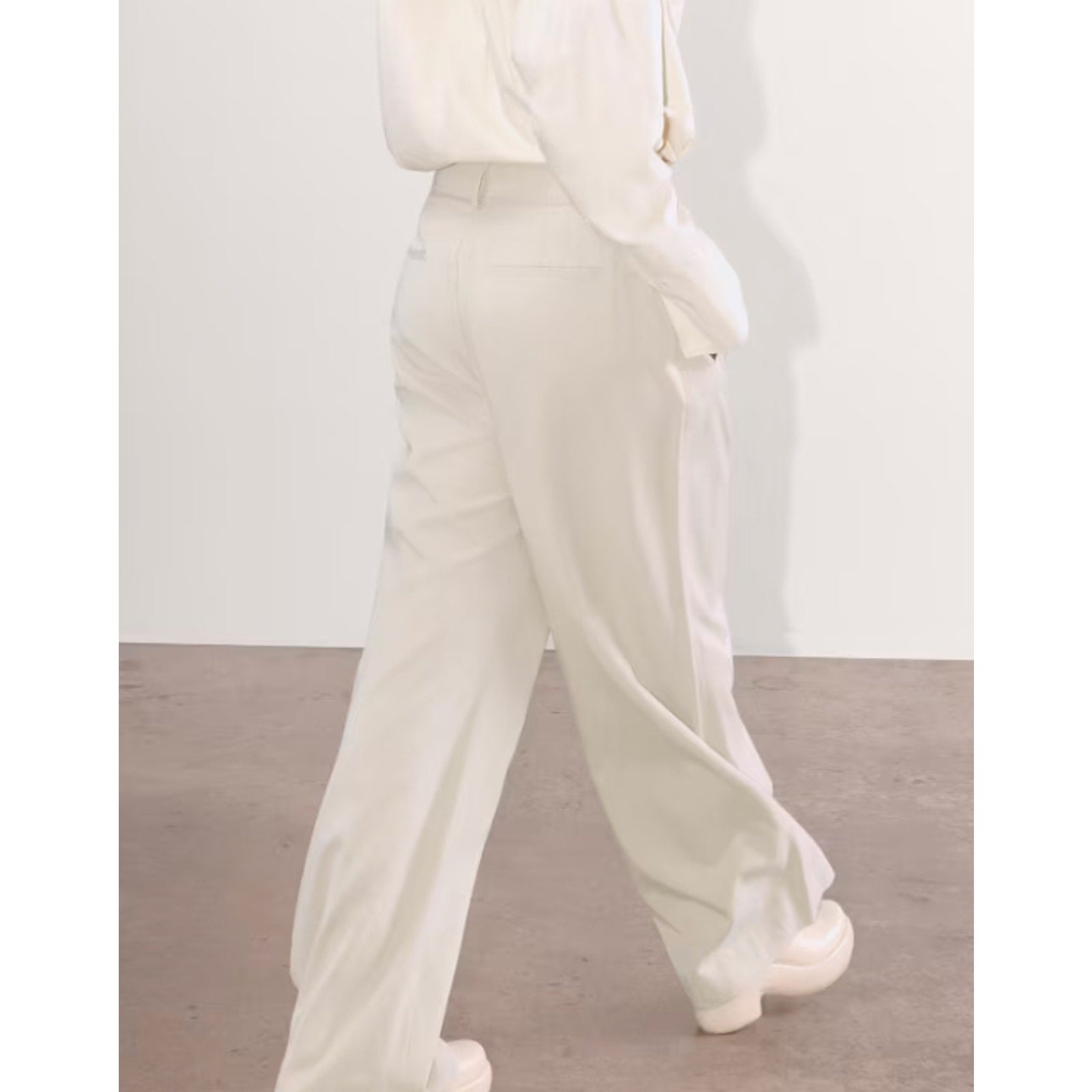 EVERLANE Women's Way High Drape Pants Size 12S Khaki 29" Inseam Sandstone NWT