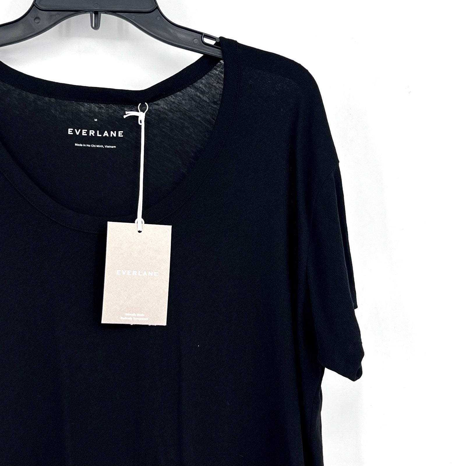 EVERLANE Women's The Air Scoop-Neck Tee Medium Black Short Sleeve NWT