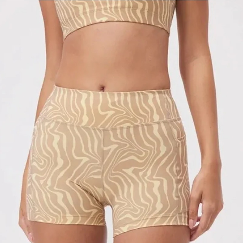 OUTDOOR VOICES Women's SuperForm 3.5" Shorts Medium Canary Animal Tan NWOT