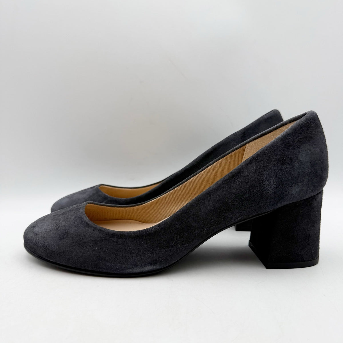 French Sole Womens Trance Pumps Size 7.5 B Dark Grey Suede Heels NIB