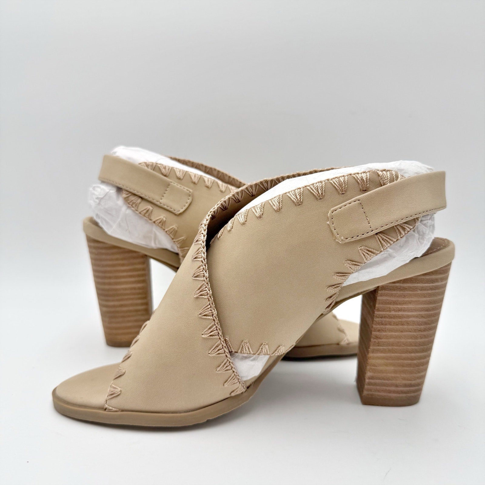 DV By Dolce Vita Womens Reanne Heeled Sandals Size 6 Tan NWOB