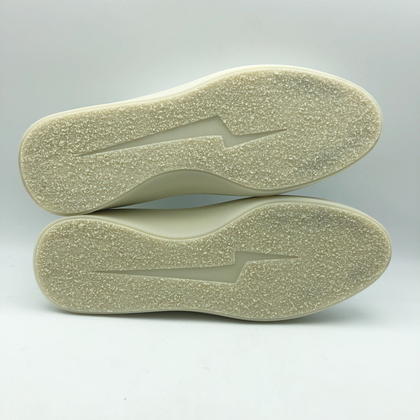 Wolf & Shepherd Mens 7.5 Womens 9 Cruise Mule Slip On Shoes White Vanilla NIB