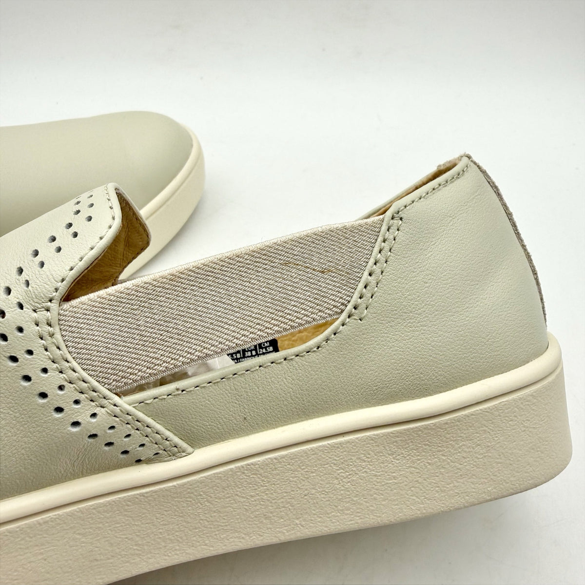 Spenco Womens Parker Low Sneakers Size 7.5 M EU 38 Oyster Grey Slip In NIB