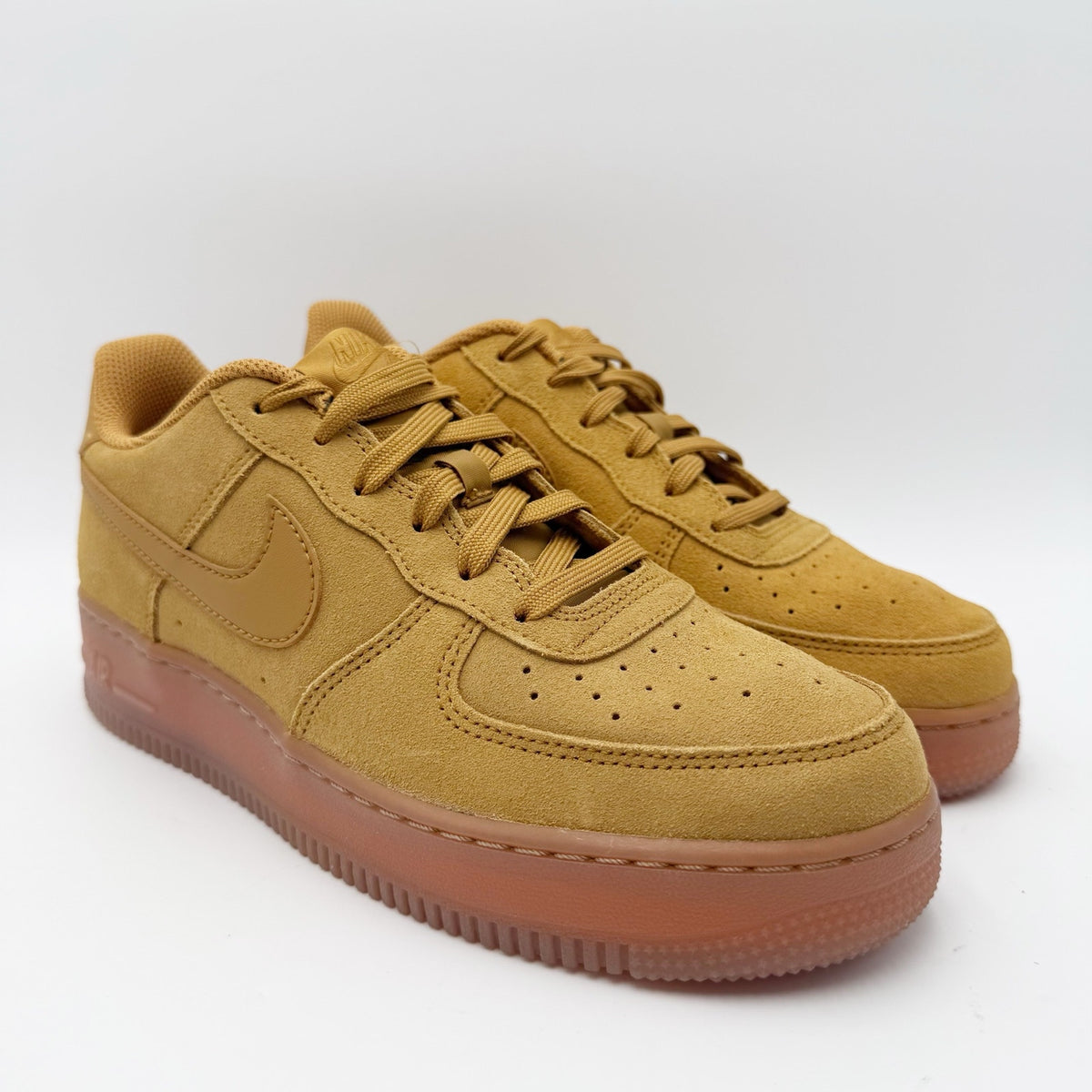 Nike AIR FORCE 1 LV8 3 Sneakers Youth 7 WOMENS 8.5 Wheat Brown Suede NWOB