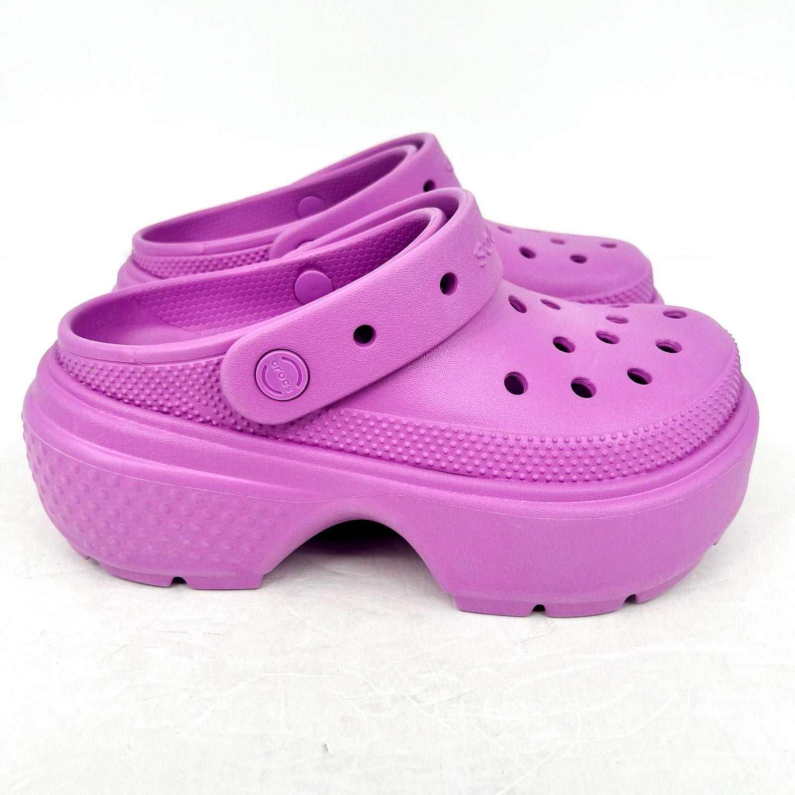 Crocs Womens Platform Chunky Stomp Clogs Size 6 Bubble Pink NWT