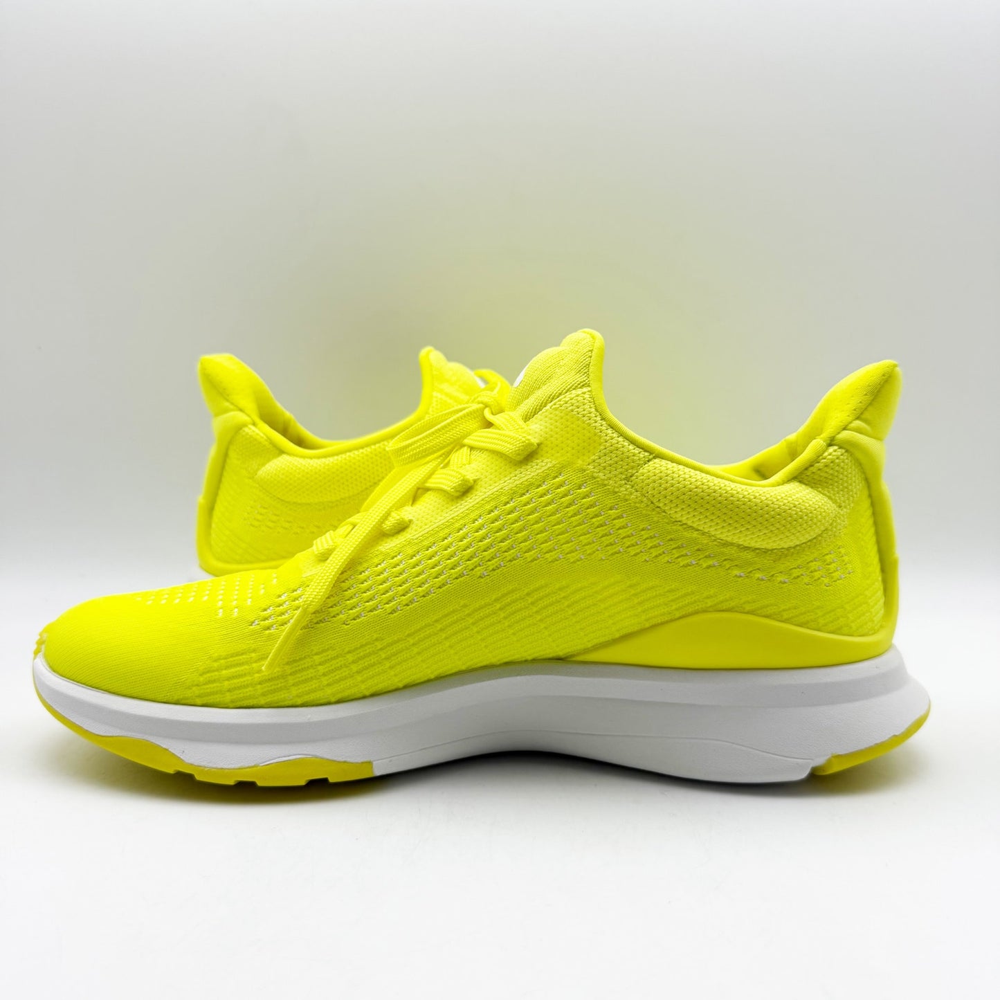 FitFlop Womens VITAMIN FFX Sports Sneakers US 9 Yellow Glow-in-the-Dark Knit NIB