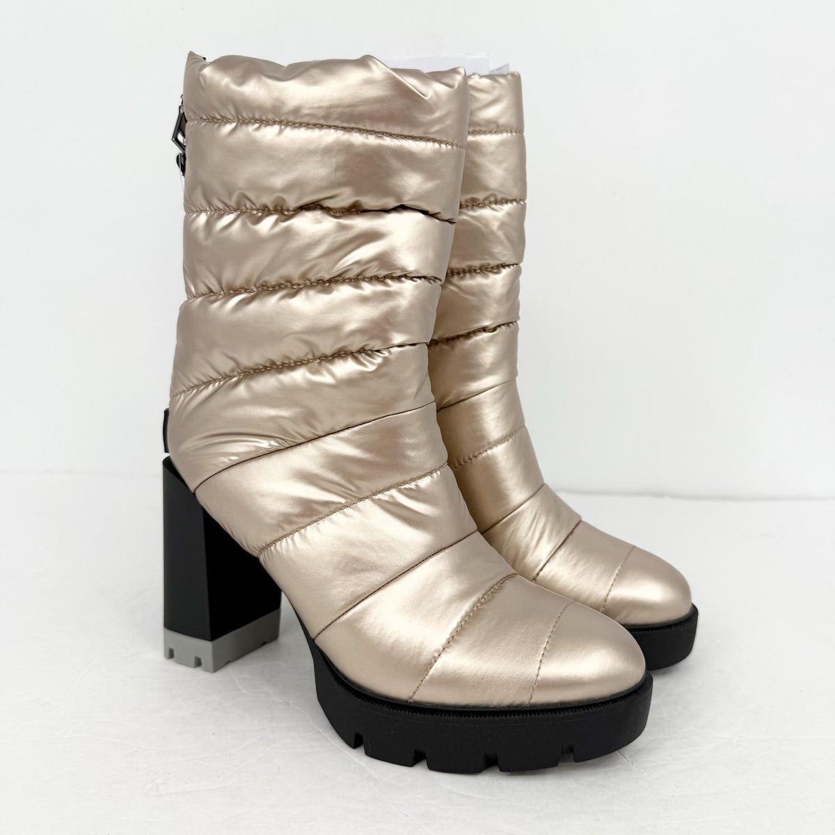 Naturalizer Think Robyn Womens Crosswalk Boots Size 6 Cashmere Gold Puff NIB