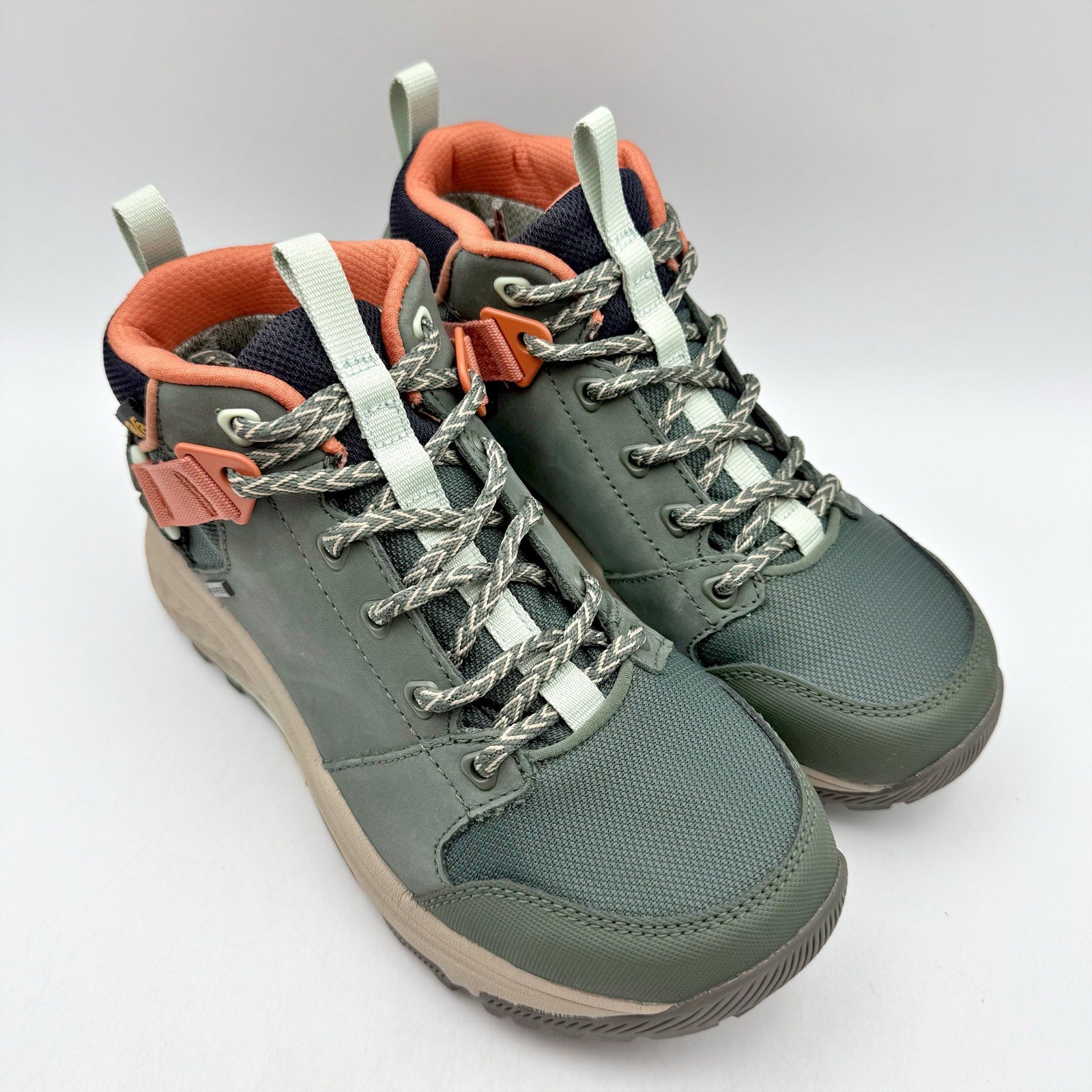 Teva Womens Grandview GTX Mid Hiking Boots US 7 Green Thyme Waterproof NWOB