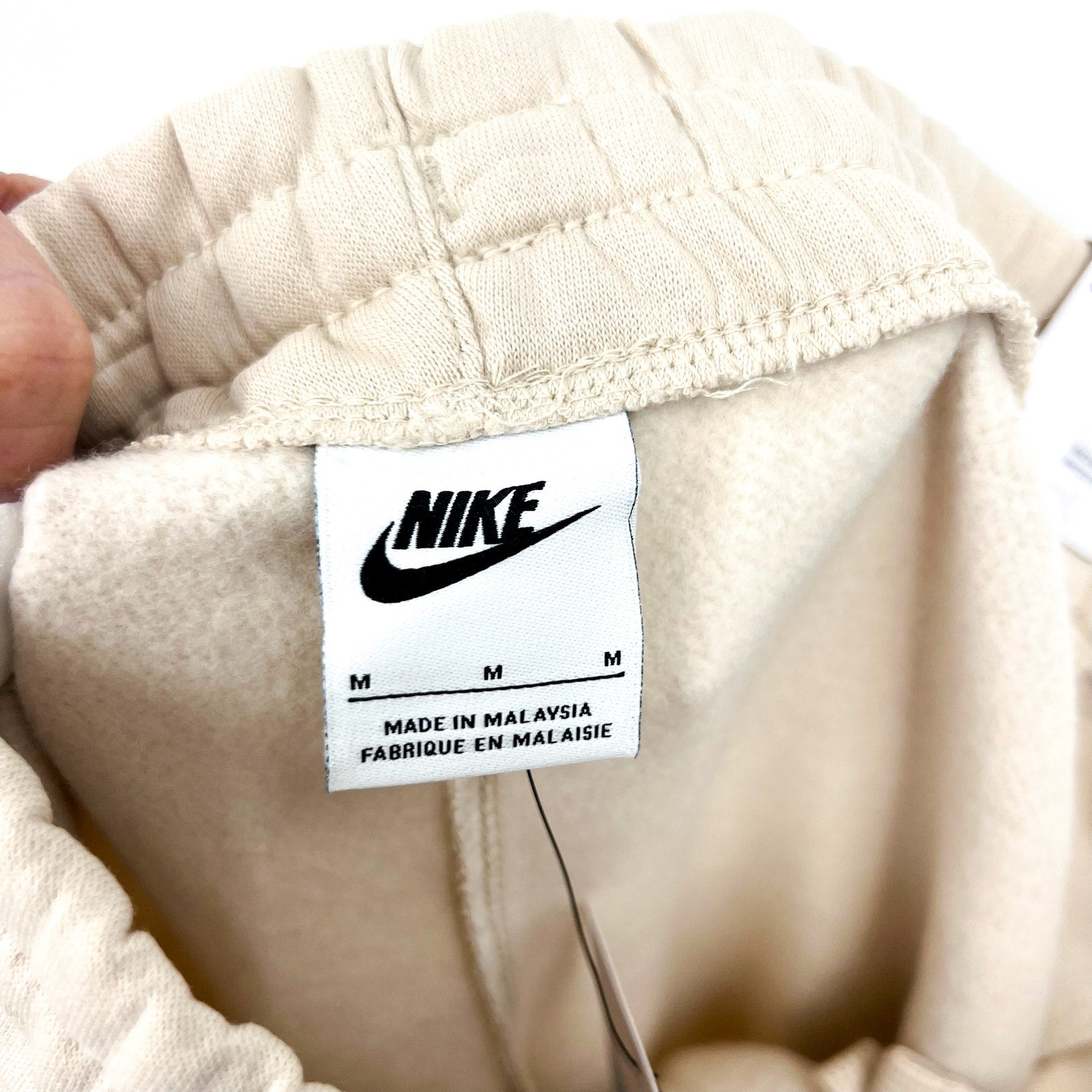 NIKE Kids Sportswear Club Fleece Joggers Pants Medium Cream White Boys Girls NWT
