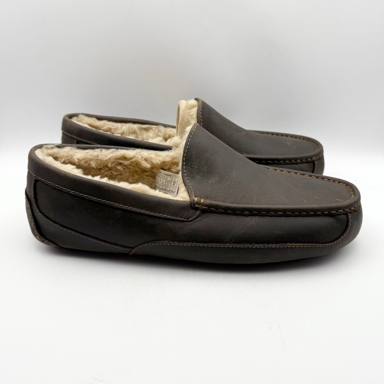 UGG Mens Ascot Matte Slippers US 8 EU 41 Brown Leather NIB