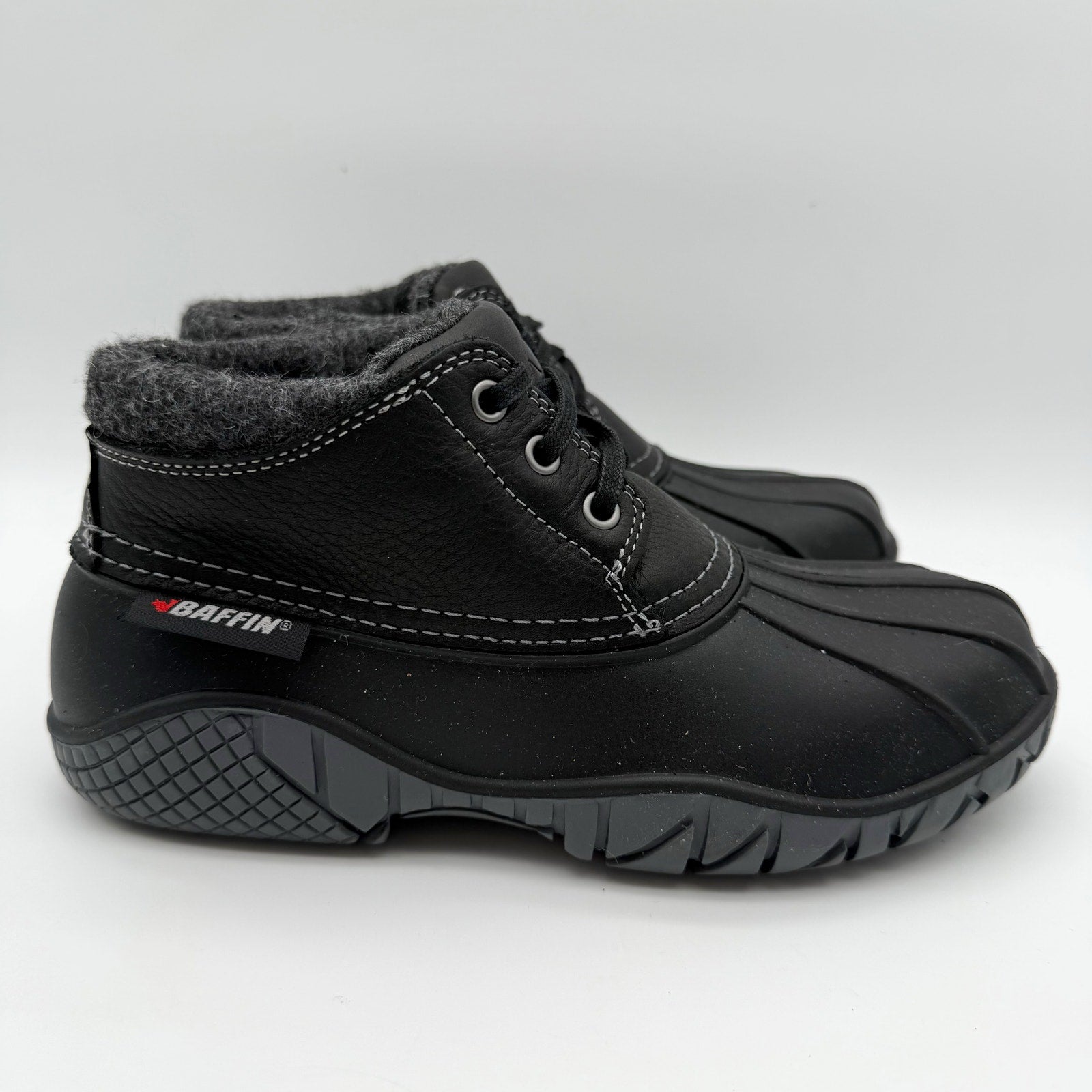 Baffin Womens Whitetail ll Ankle Sneakers US 9 EU 39 Black Leather Insulated NIB