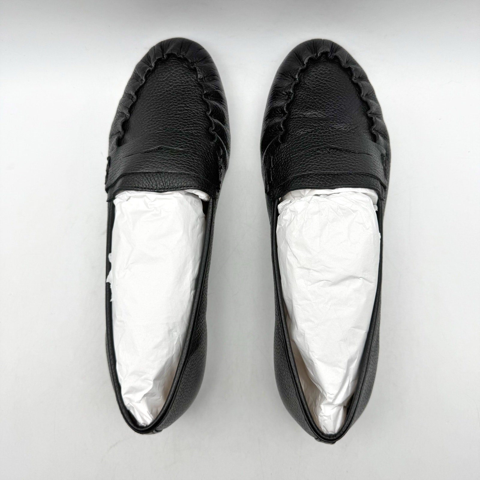 Bernardo Womens Sage Flats US 8.5 M Black Leather Slip On NIB