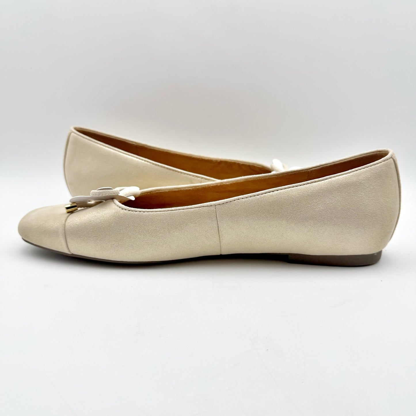 VIONIC Womens Klara Flats US 13 M EU 45 Gold Metal Leather