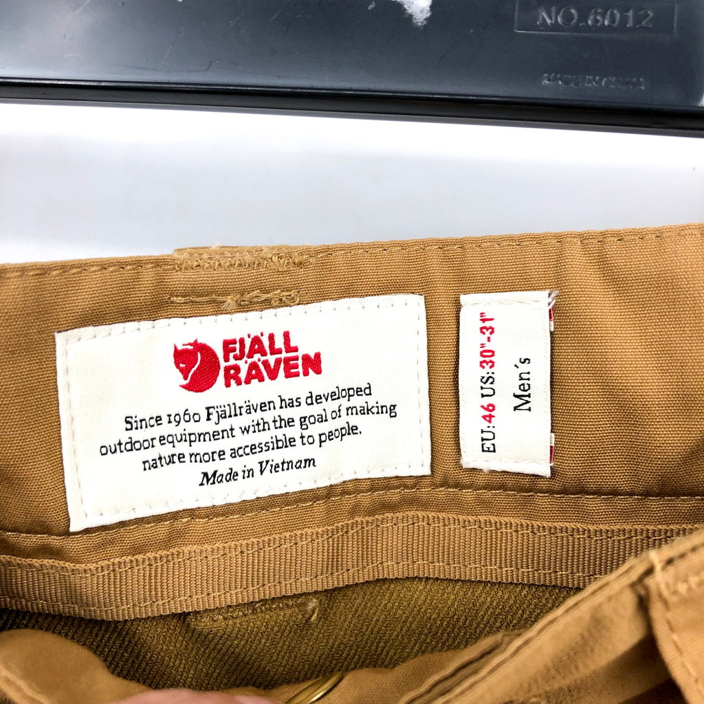 FJALLRAVEN Men's Abisko Outdoor Shorts Size 30- 31 Brown Tan Cargo G-1000 NWOT