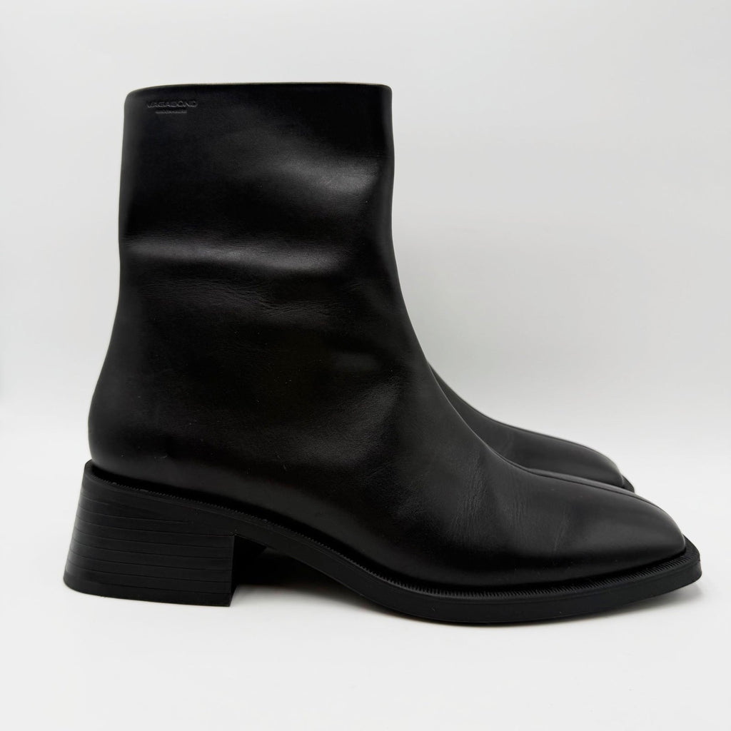 Vagabond Shoemakers Womens Blanca Ankle Boots Size 10 EU 41 Black Leather NIB