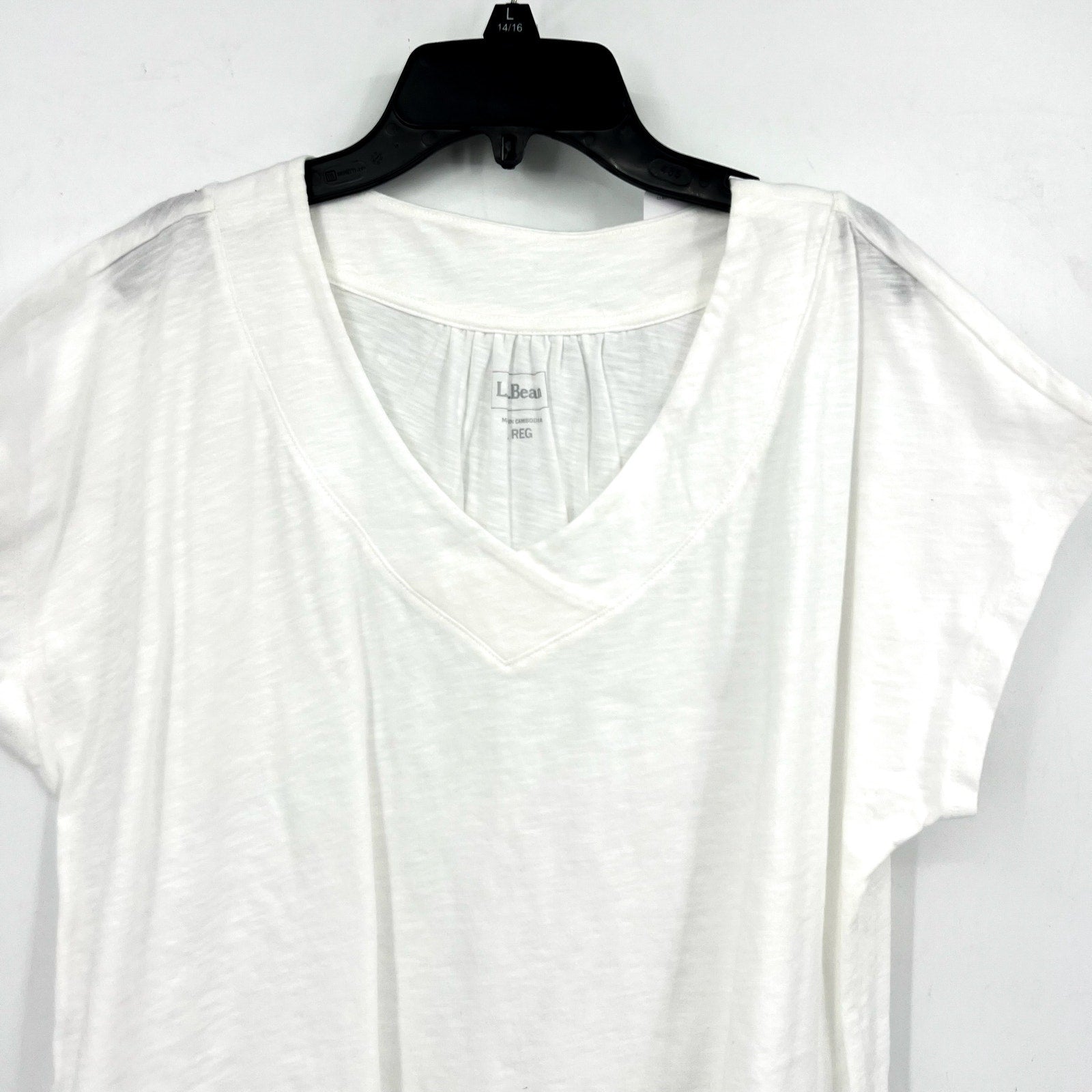 L.L BEAN Women's Organic Cotton V-Neck Cap-Sleeve Tee Large Reg White NWT