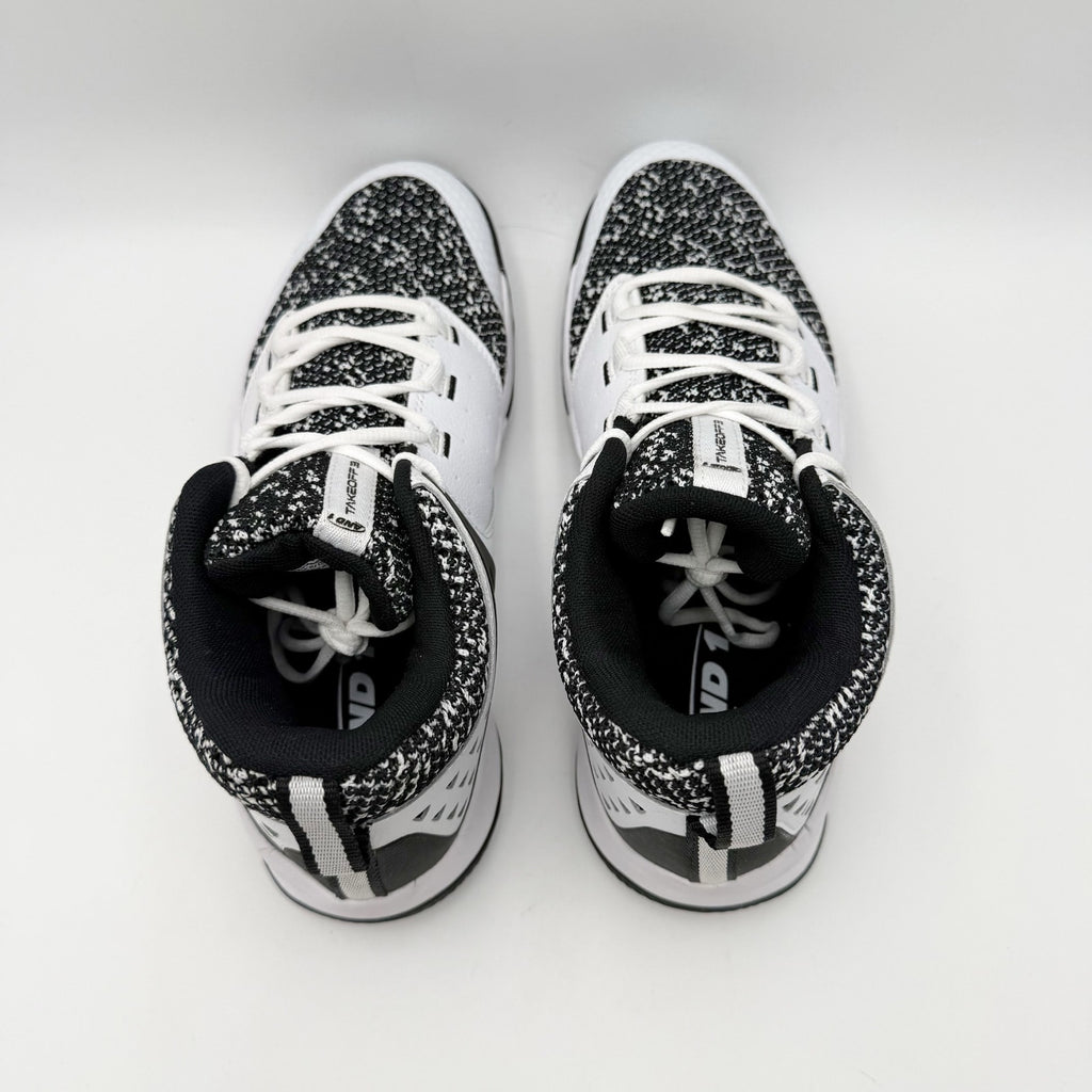 AND1 Mens Takeoff Basketball Shoes Size 11 EU 45 White Black Athletic NWOB