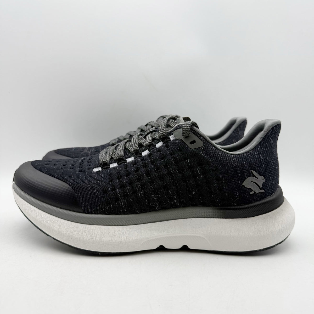 Rabbit Womens Dream Chaser Running Shoes Size 10 EU 42 Black Athletic NIB