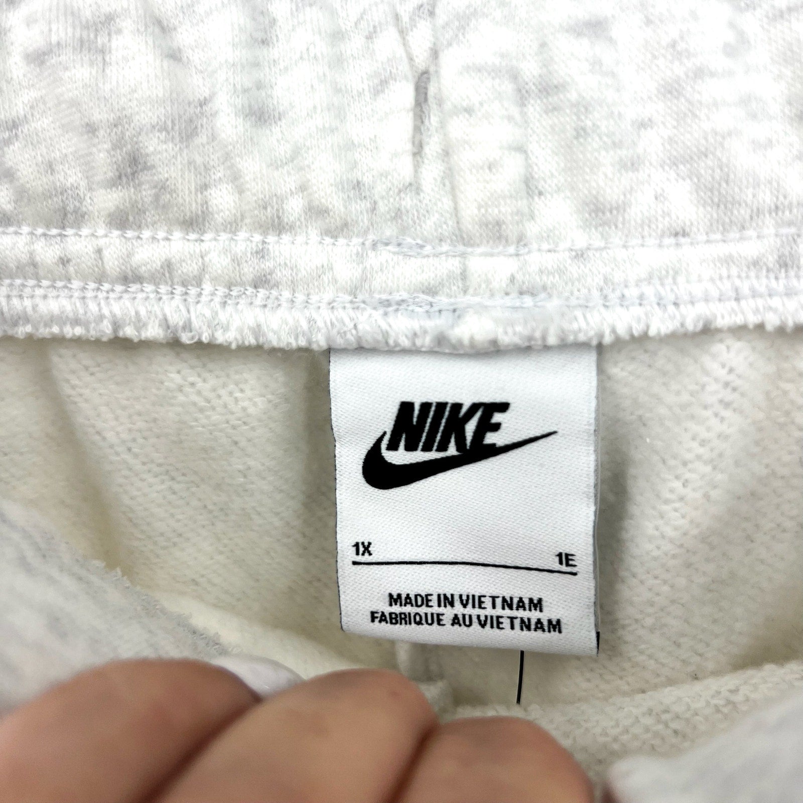 NIKE Womens Club Fleece Mid Rise Joggers 1X Light Grey Sweatpants NWT