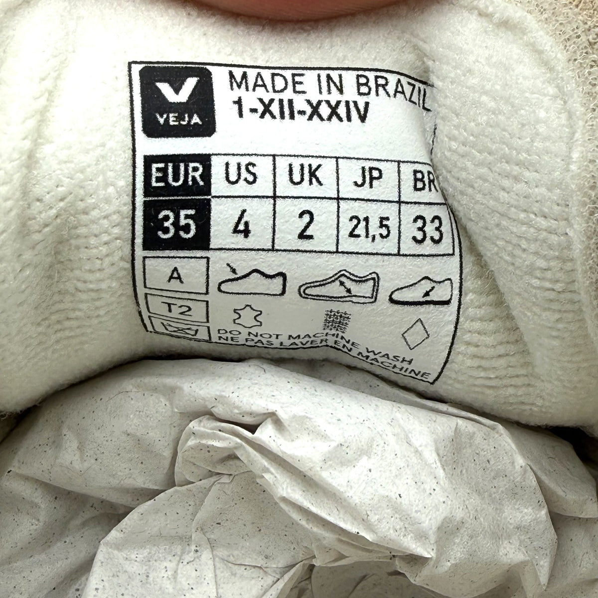 Veja Womens V-90 O.T. Leather Sneakers Size 4 EU 35 Cashew Oat Cream Beige NIB