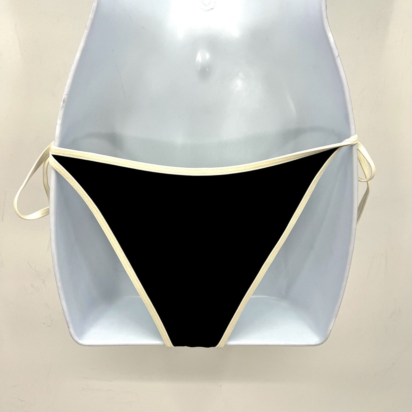 L*Space Women's Levy Classic Bikini Bottoms Small Black White Adjustable Tie NWT