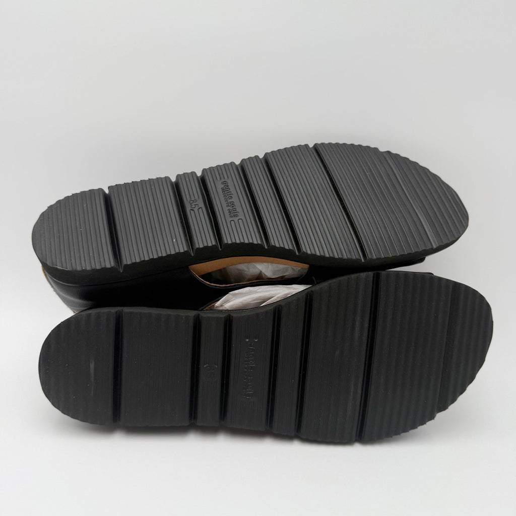 Gentle Souls Kenneth Cole Womens Leslie Sandals Size 8.5 Black Leather NIB