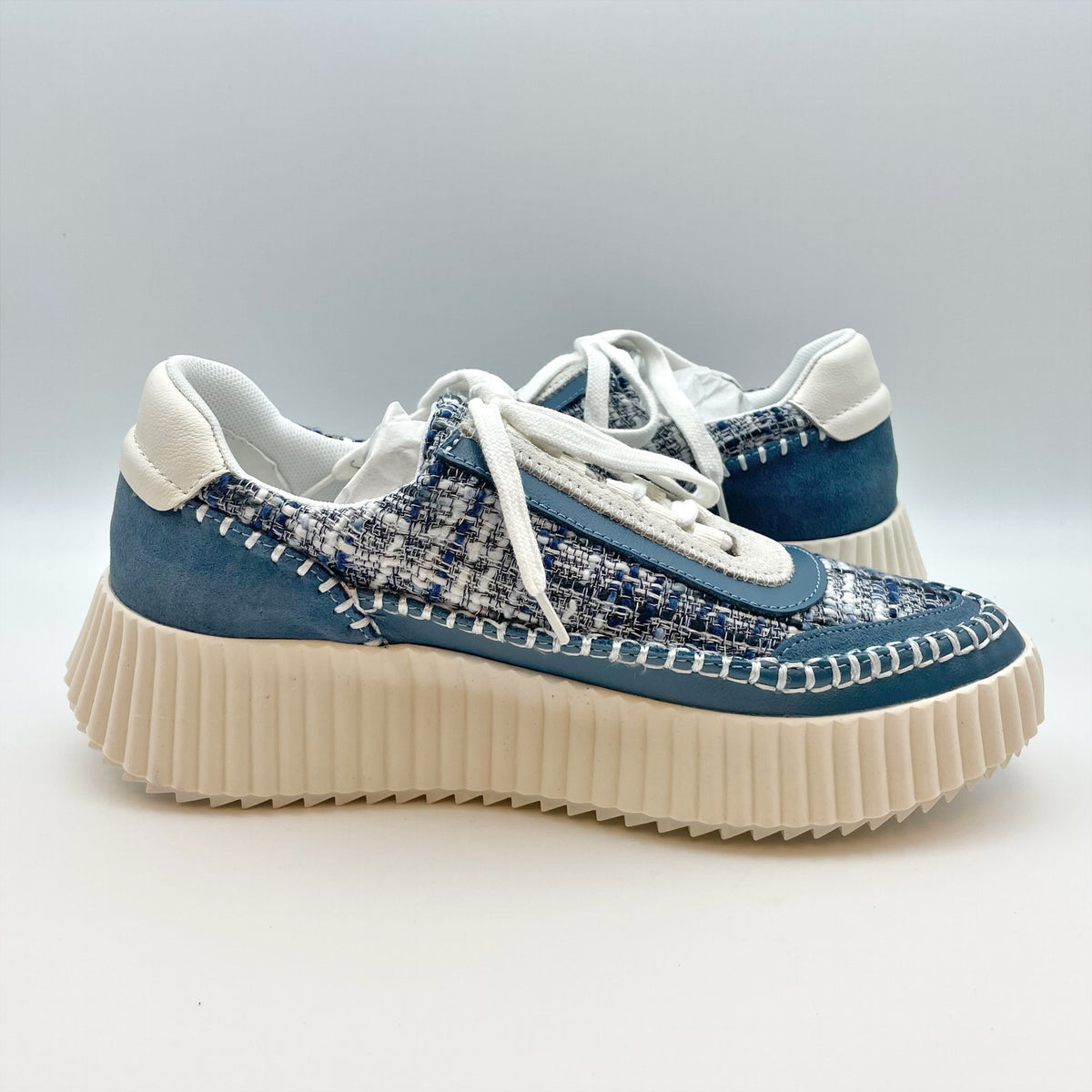 Dolce Vita Womens Dolen Casual Sneakers Size 8.5 Blue Fabric Leather Lace-Up NIB
