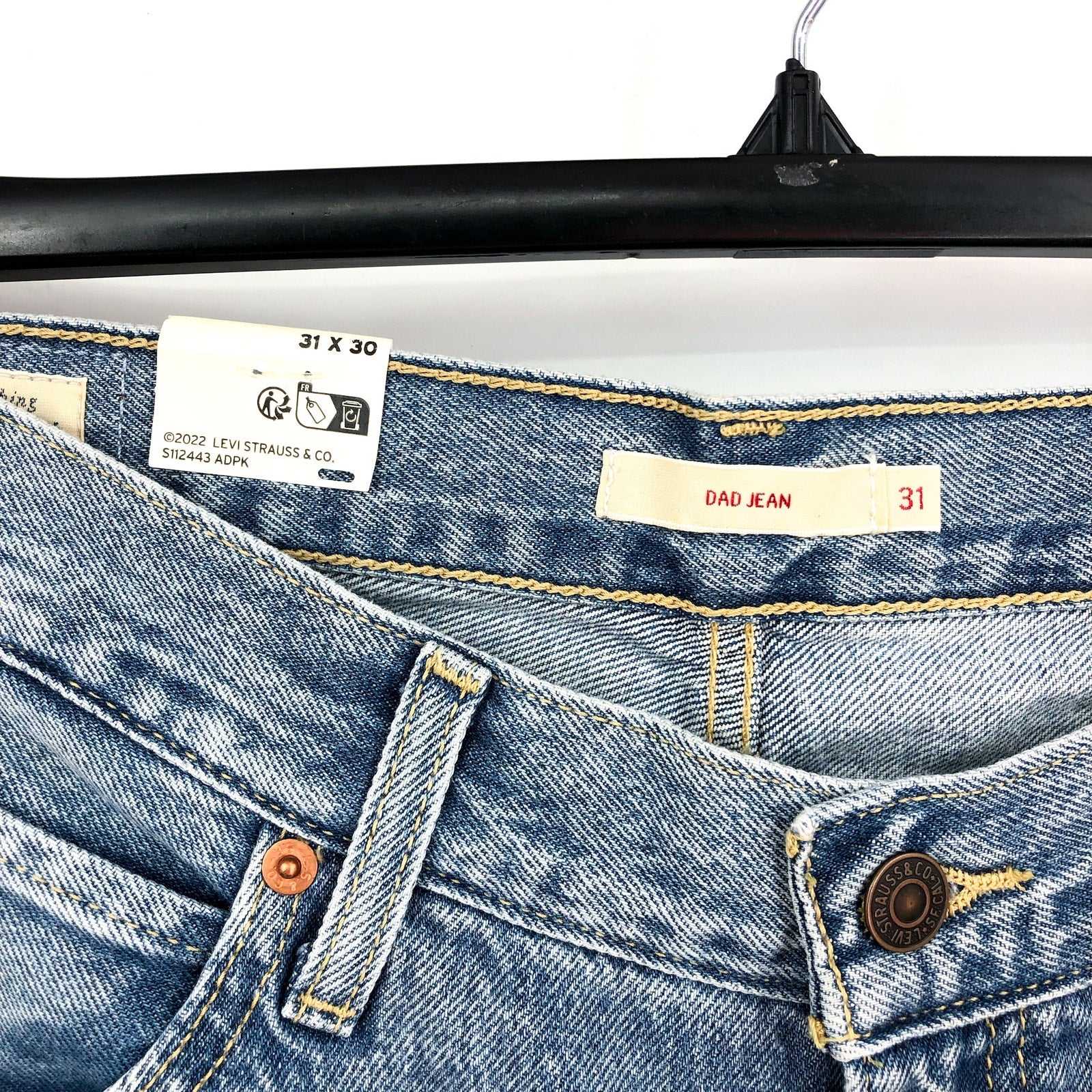 LEVI'S Womens Dad Straight Jeans 31x30 US 12 Blue Far and Wide NWT 79770-0019