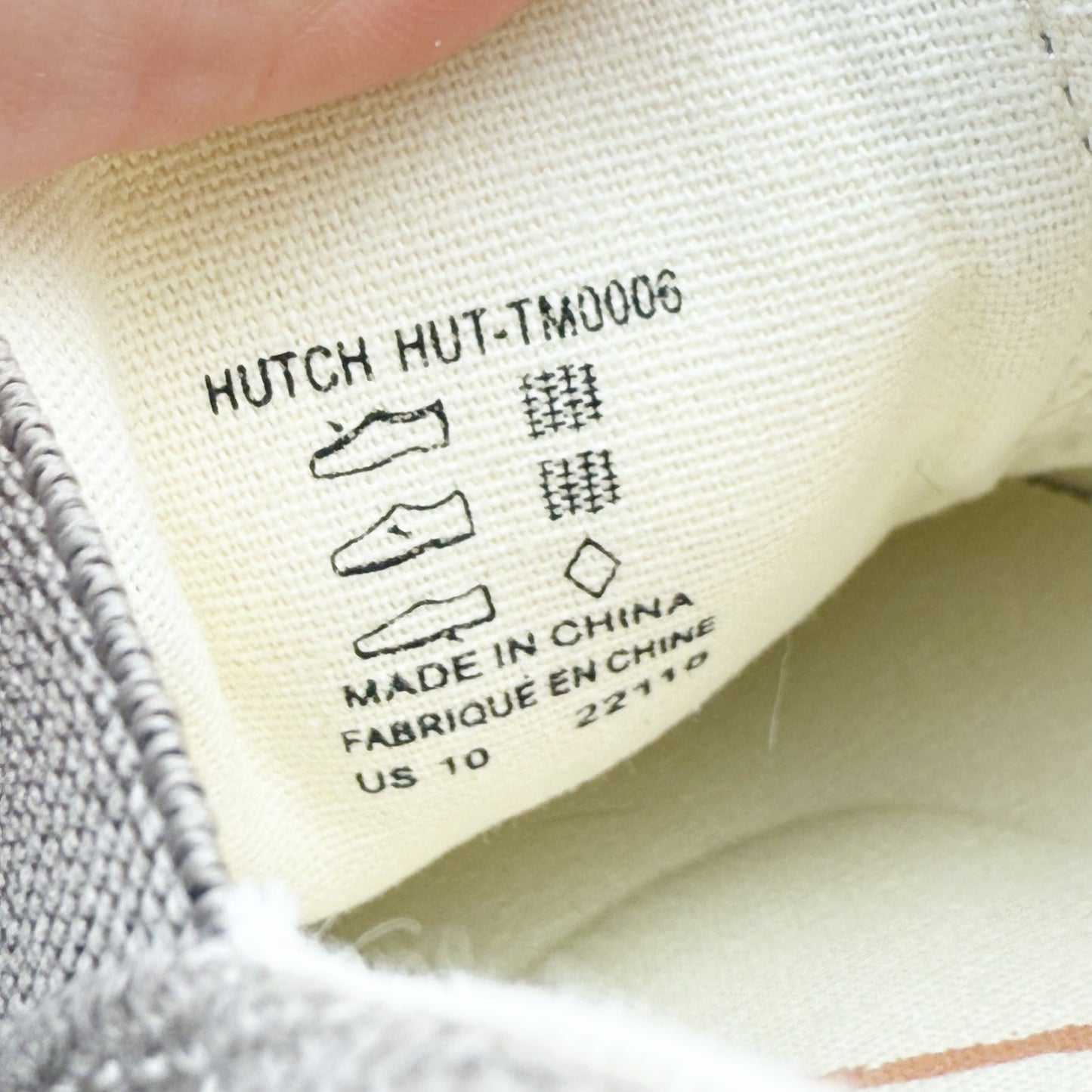 Taos Footwear Mens Hutch Shoes US 10 M EU 43 Tan Beige Slip On NWOB