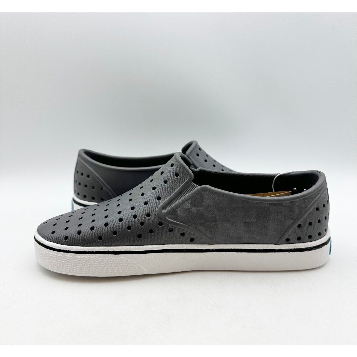 NATIVE Adult Miles Summer Sneaker Mens 5 Womens 7 Dublin Grey Shell White NWOB
