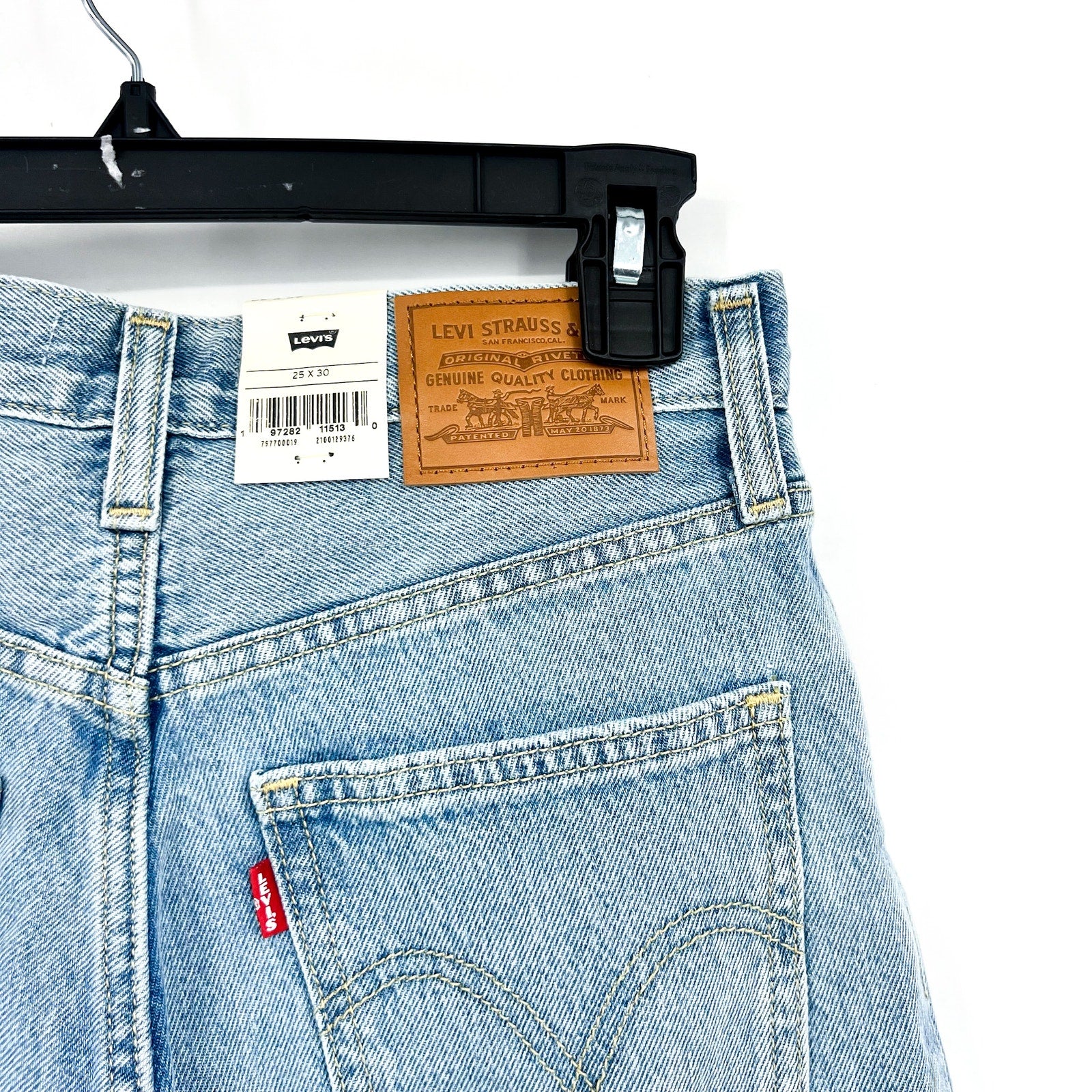 LEVI'S Womens Dad Straight Jeans 25x30 Size 0 Far And Wide Light 79770-0019 NWT