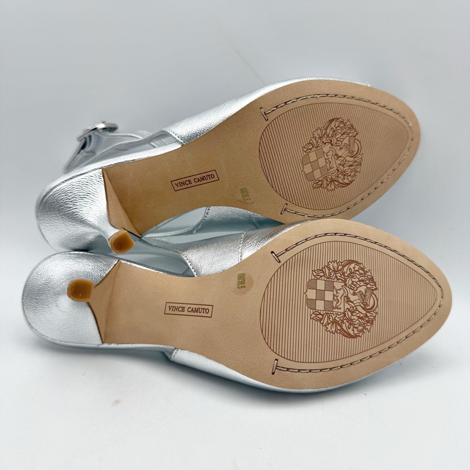Vince Camuto Womens Pavles Ankle Strap Heeled Sandals Size 6 Silver Leather NIB