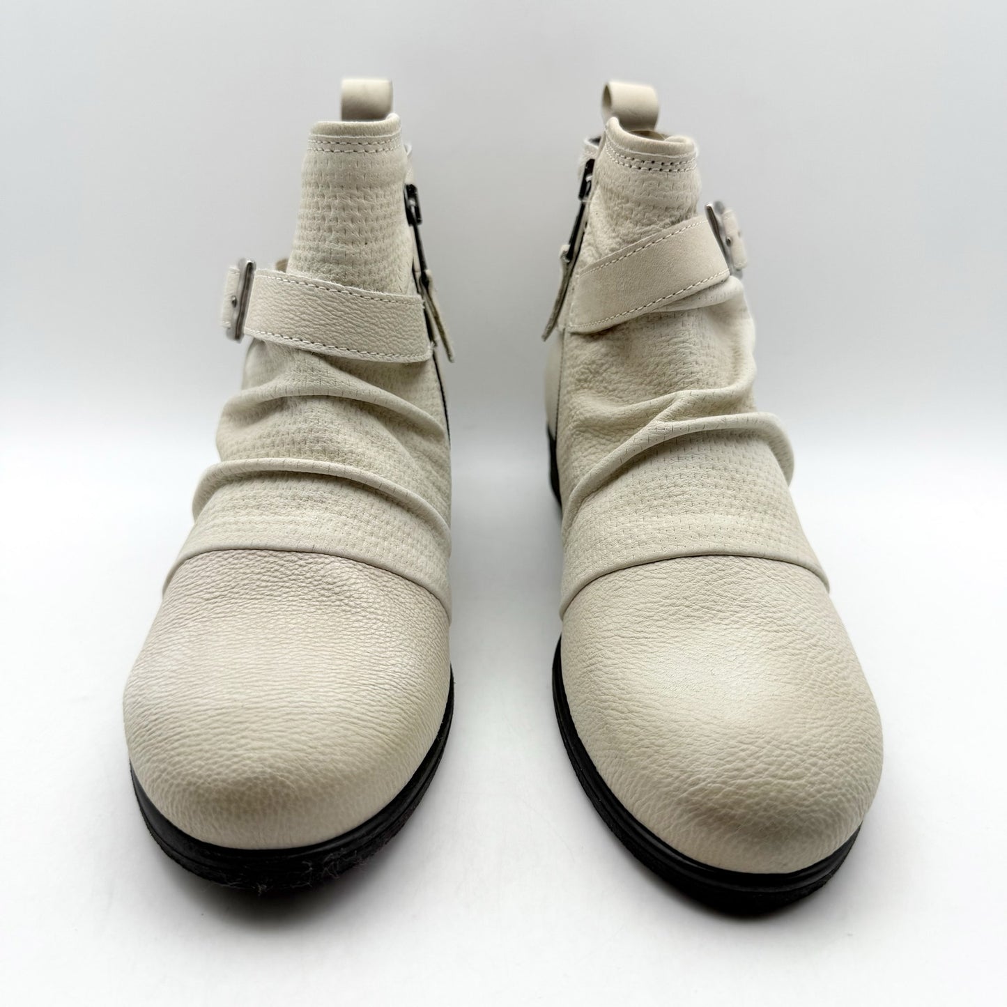 Miz Mooz Womens Suzy Ankle Bootie EU 38 US 7.5-8 Cream Leather NIB