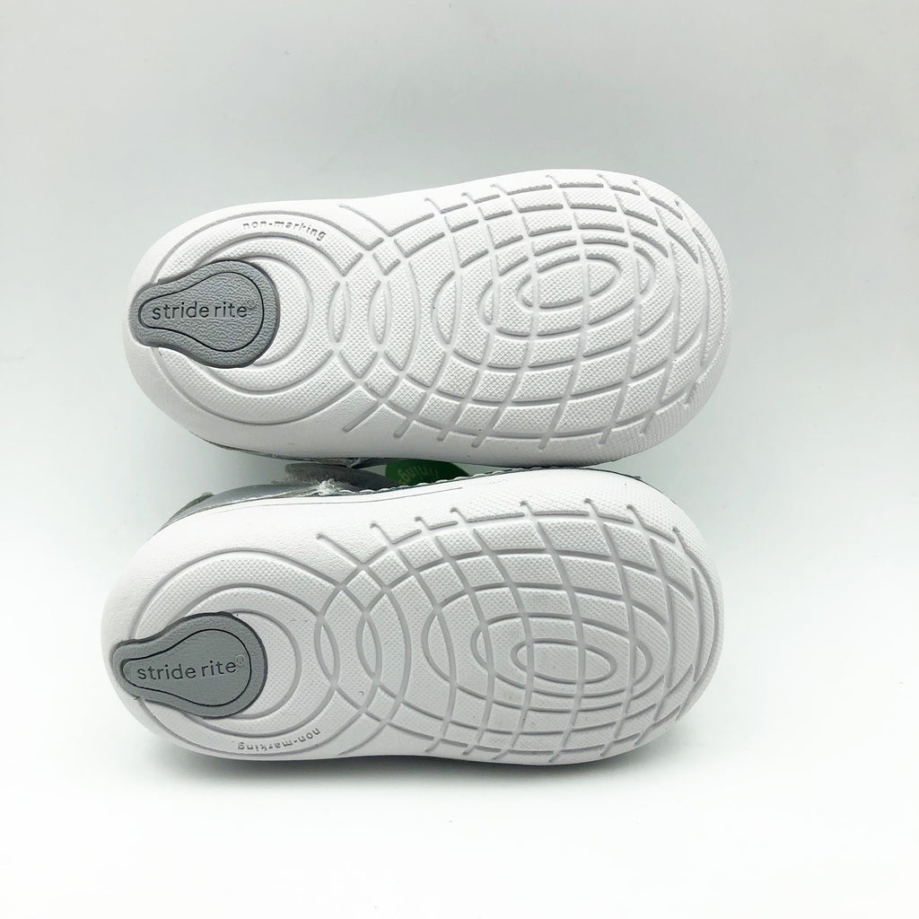 Stride Rite Girls Ashtyn Mary Janes Baby/ Toddler Size 6 Silver Shoes NIB